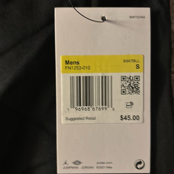 Boston Celtics long sleeve shirt with 2 pairs of socks bundle 🔥 brand new - Picture 3 of 4